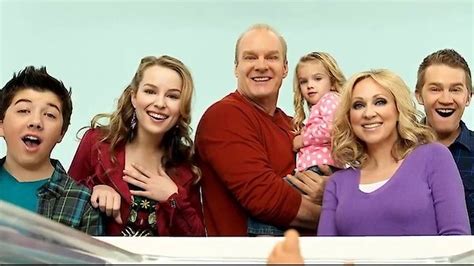 Good Luck Charlie: All Episodes .
